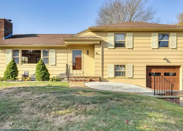 Property at 10 Lanyard Ln, Waterford, CT, 06385, 4 beds, 2 baths, [object Object]