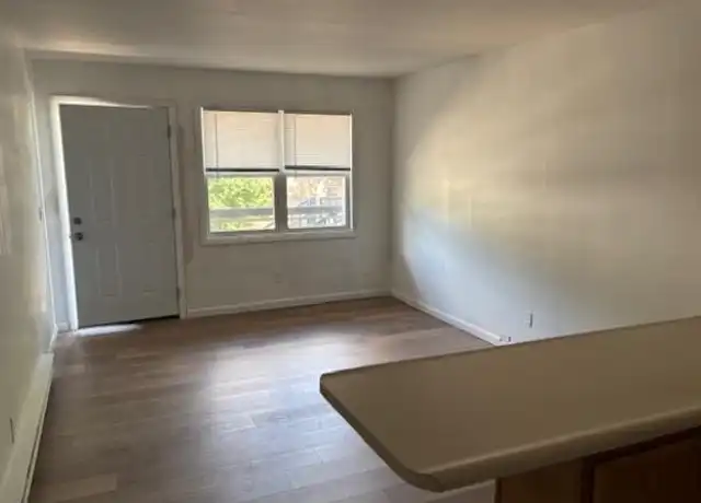 Property at 1807 Stonegate Dr, Champaign, IL, 61821, 0 beds, 1 bath, [object Object]