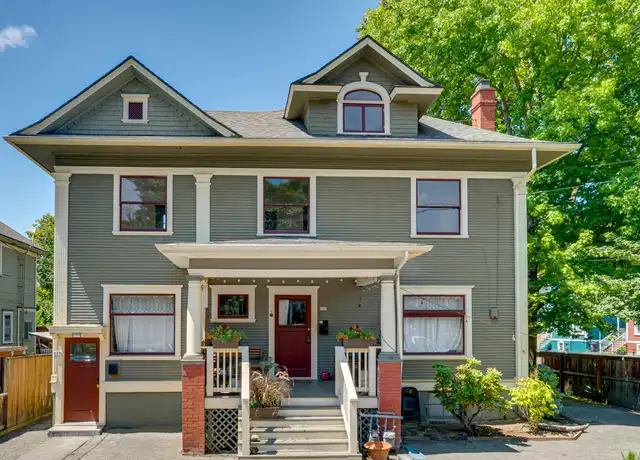 Property at 911 SE 16th Ave, Portland, OR, 97214, 3 beds, 1 bath, [object Object]