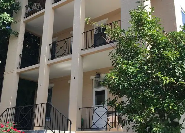 Property at 1108 W King St Unit 3E, West York, PA, 17404, 2 beds, 1 bath, [object Object]