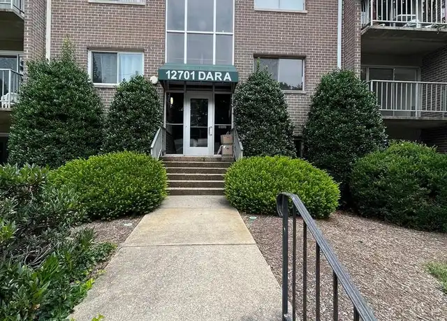 Property at 12701 Dara Dr #204, Woodbridge, VA, 22192, 1 bed, 1 bath, [object Object]