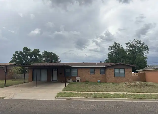 Property at 1102 NW 13th St, Andrews, TX, 79714, 3 beds, 2 baths, [object Object]