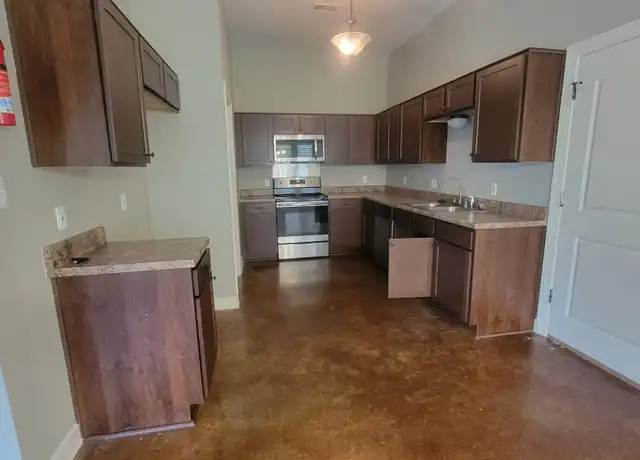 Property at 3761 Rasco Hills Dr, Southaven, MS, 38671, 4 beds, 2 baths, [object Object]