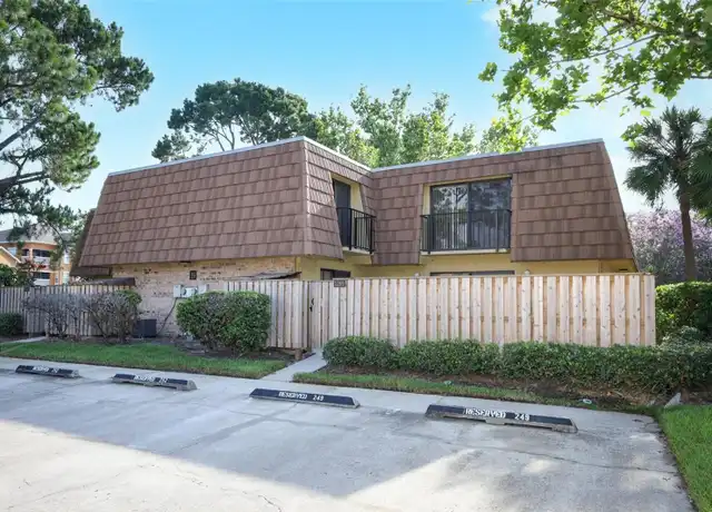 Property at 5269 Brook Ct #249, Orlando, FL, 32811, 2 beds, 2.5 baths, [object Object]