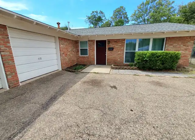 Property at 842 N 58th St, Waco, TX, 76710, 3 beds, 2 baths, [object Object]