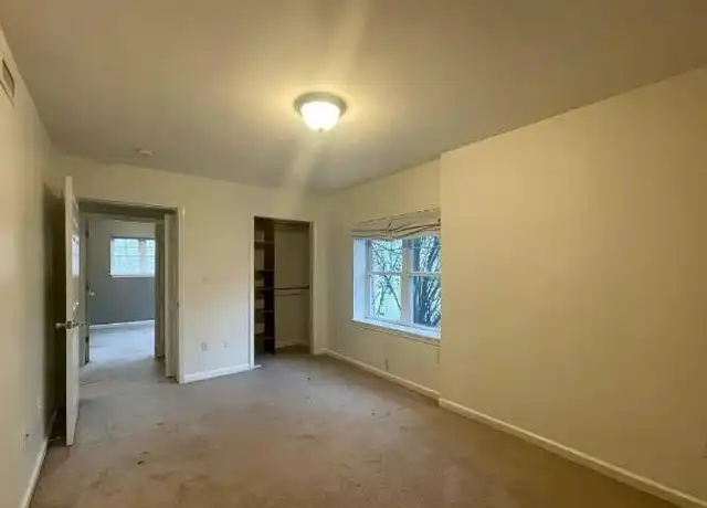 Property at 28 Jefferson Dr, Asheville, NC, 28801, 3 beds, 2 baths, [object Object]