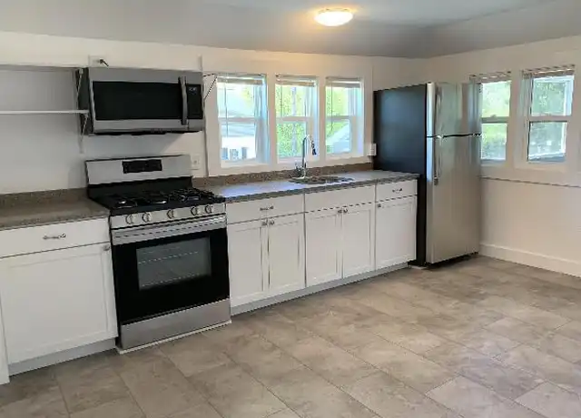 Property at 113-117 Main St, Sheffield, MA, 01257, 1 bed, 1 bath, [object Object]