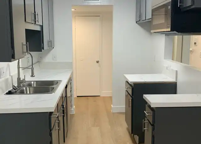 Property at 4484 Murietta Ave Unit 8, Sherman Oaks, CA, 91423, 1 bed, 1 bath, [object Object]