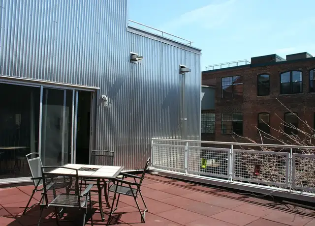 Photo of 304 Pearl St, Providence, RI 02907