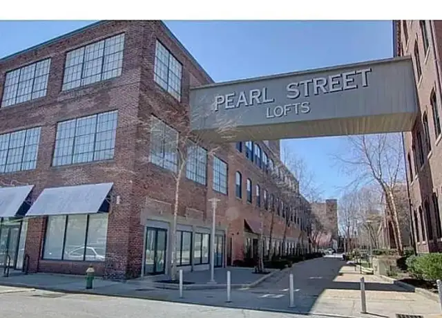 Photo of 304 Pearl St, Providence, RI 02907