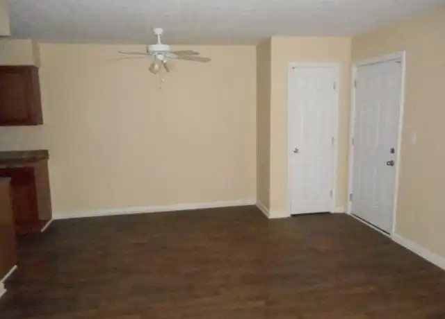 Property at 7308 Southside Dr Unit 7300-10, Louisville, KY, 40214, 2 beds, 1 bath, [object Object]