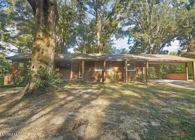 Property at 111 Chiswick Cir, Jackson, MS, 39211, 3 beds, 2 baths, [object Object]