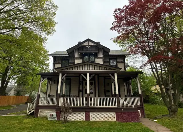 Property at 11 Rockview Ave Unit Right Side, North Plainfield, NJ, 07060, 2 beds, 2 baths, [object Object]