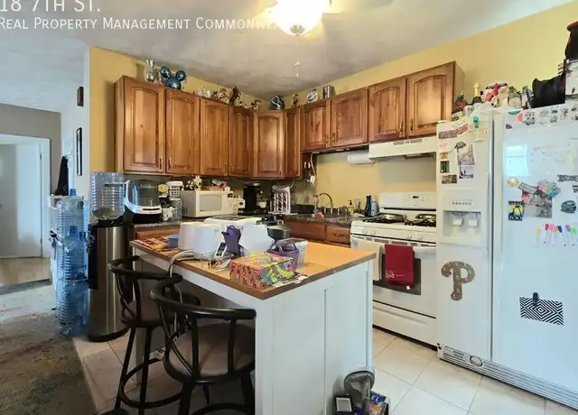 Property at 18 7th St, Cambridge, MA, 02141, 2 beds, 1 bath, [object Object]