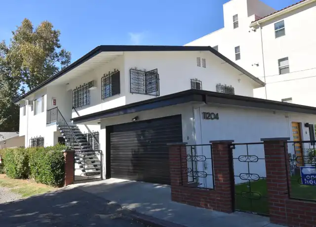 Property at 11204 Peach Grove St Unit 01, North Hollywood, CA, 91601, 3 beds, 2 baths, [object Object]