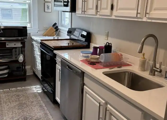 Property at 25 Elm St, Quincy, MA, 02169, 2 beds, 2 baths, [object Object]