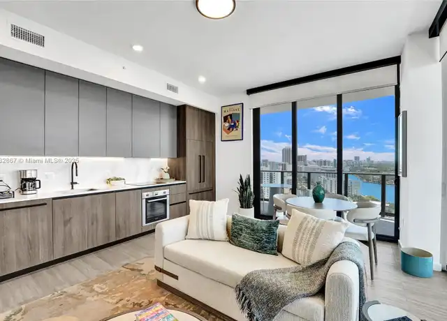 Property at 580 72nd St Unit 2010, Miami Beach, FL, 33141, 2 beds, 2 baths, [object Object]