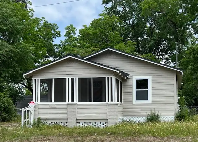 Property at 1975 W 12th St, Jacksonville, FL, 32209, 3 beds, 1 bath, [object Object]