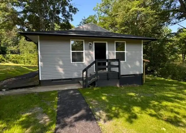 Property at 218 Fisk Ave Unit 1, Oak Ridge, TN, 37830, 2 beds, 1 bath, [object Object]