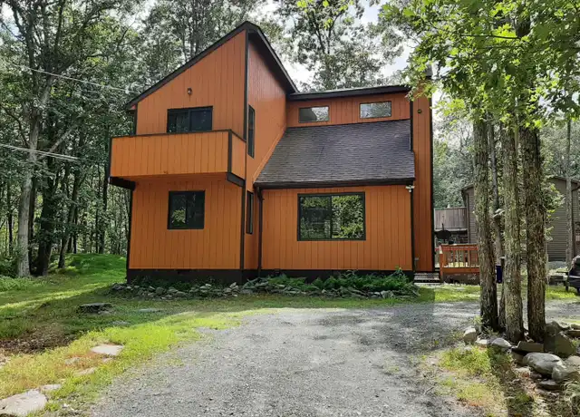 Property at 179 Lake Forest Dr, Dingmans Ferry, PA, 18328, 3 beds, 2 baths, [object Object]