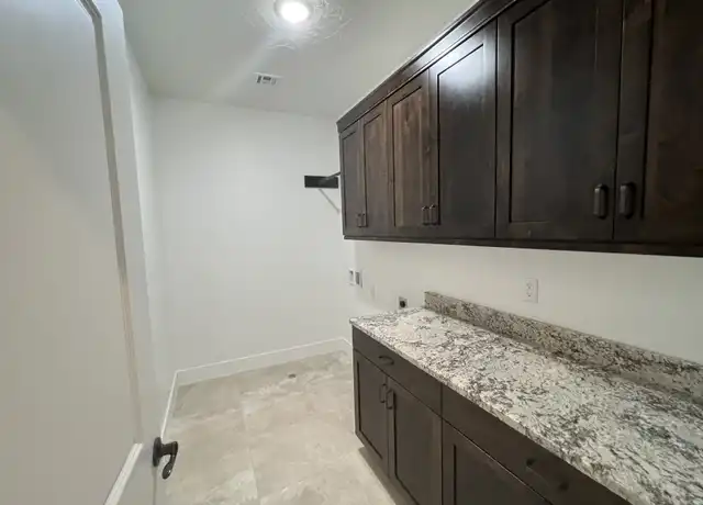 Property at 263 N 2480 W, Hurricane, UT, 84737, 3 beds, 2.5 baths, [object Object]