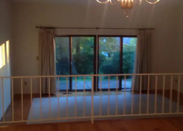 Property at 160 Mead Ave Unit A, Greenwich, CT, 06830, 2 beds, 2.5 baths, [object Object]