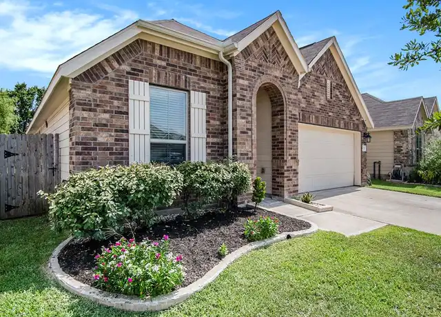 Property at 7043 Birnam Garden Ln, Houston, TX, 77086, 3 beds, 2 baths, [object Object]