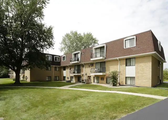 Property at Carriage Creek - 22501 Butterfield Rd, Richton Park, IL, 60471, 2 beds, 1 bath, [object Object]