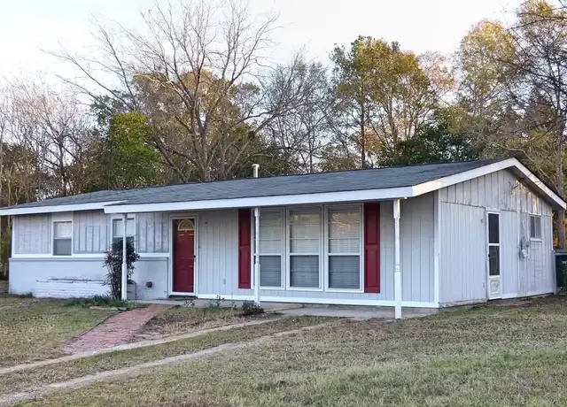 Property at 4301 19th St, Phenix City, AL, 36870, 3 beds, 1 bath, [object Object]