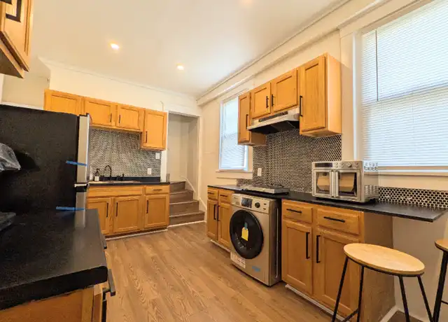 Property at 0 E Centre St Unit 1, Shenandoah, PA, 17976, 1 bed, 1 bath, [object Object]