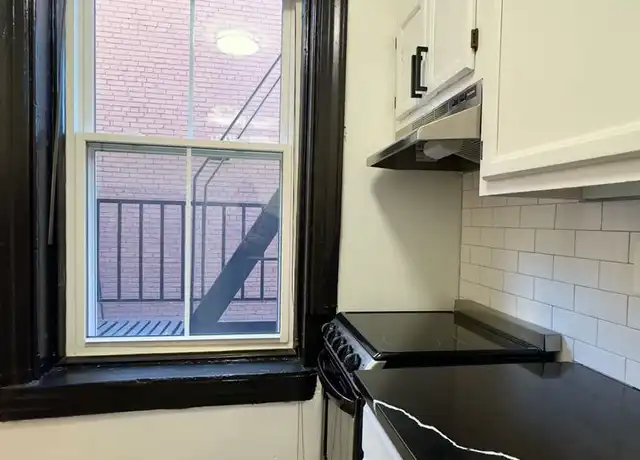 Property at 606 Cathedral St Unit 606 2C, Baltimore, MD, 21201, 1 bed, 1 bath, [object Object]