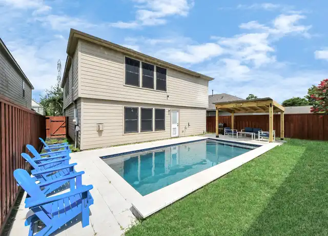Property at 11754 Green Coral Dr, Houston, TX, 77044, 8 beds, 3.5 baths, [object Object]