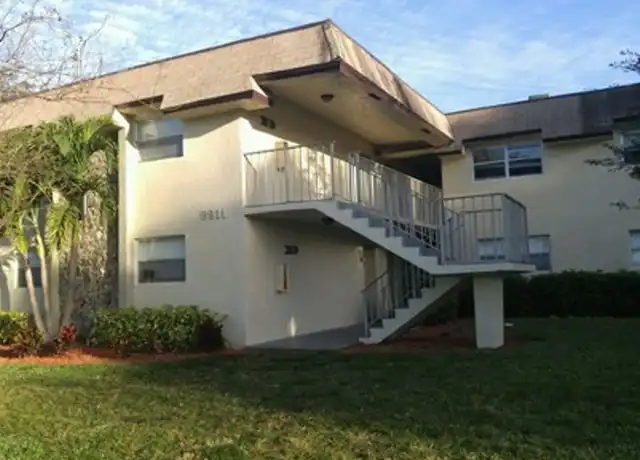 Property at 5911 SW 41st St Unit B1, Davie, FL, 33314, 2 beds, 1 bath, [object Object]
