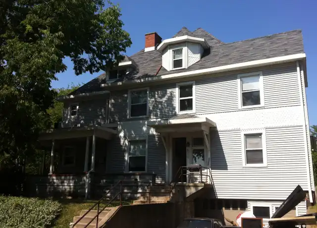 Property at 814 N 10th St Apt 3, Lafayette, IN, 47904, 2 beds, 1 bath, [object Object]