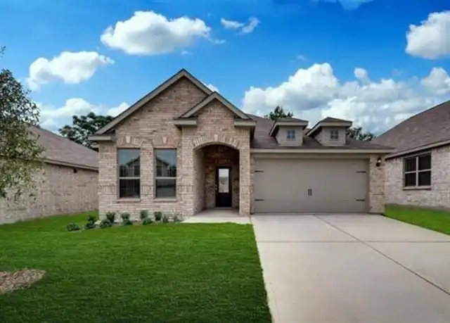 Property at 328 Lowery Oaks Trl, Fort Worth, TX, 76120, 3 beds, 2 baths, [object Object]