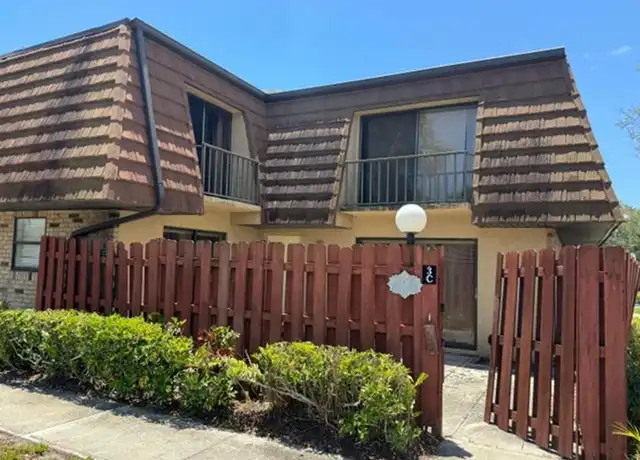 Property at 1402 Nebraska Ave Unit 3C, Fort Pierce, FL, 34950, 2 beds, 1.5 baths, [object Object]