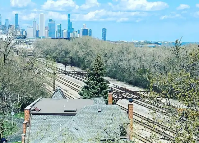 Property at 637 E Woodland Park Ave Unit 626-705, Chicago, IL, 60616, 2 beds, 2 baths, [object Object]