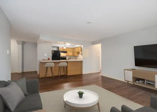 Property at 2007 Northside Blvd Unit 152 C, South Bend, IN, 46615, 3 beds, 2 baths, [object Object]