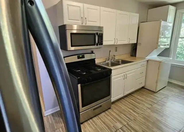 Property at 3513 W Allegheny Ave Unit 2bed w/office, Philadelphia, PA, 19132, 2 beds, 1 bath, [object Object]