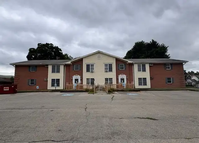 Property at 314 Reis St Unit 2, New Castle, PA, 16101, 2 beds, 1 bath, [object Object]