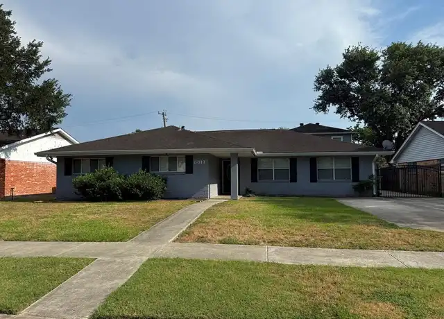 Property at 5811 McKnight St, Houston, TX, 77035, 4 beds, 2.5 baths, [object Object]