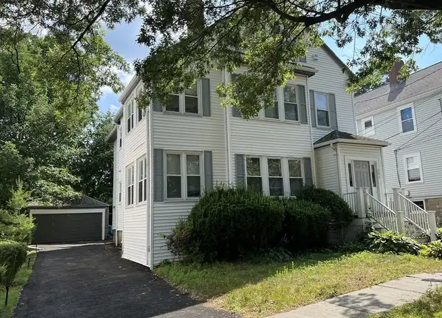 Property at 204 Maplewood St Unit 1, Watertown, MA, 02472, 2 beds, 1 bath, [object Object]