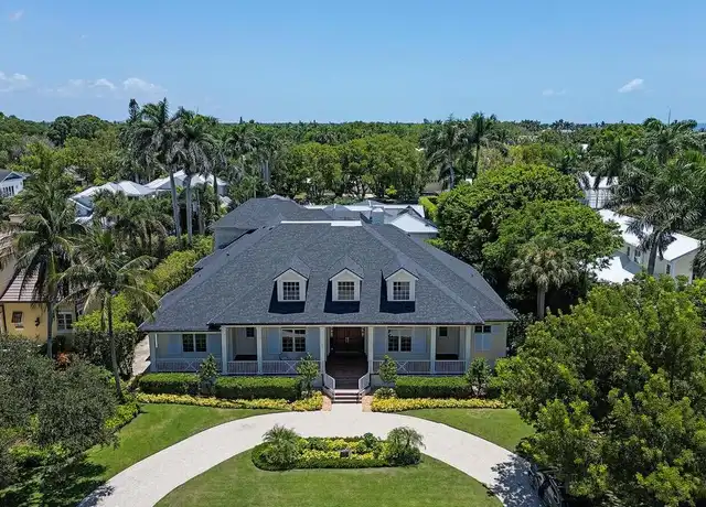 Property at 194 4th Ave N, Naples, FL, 34102, 5 beds, 4.5 baths, [object Object]