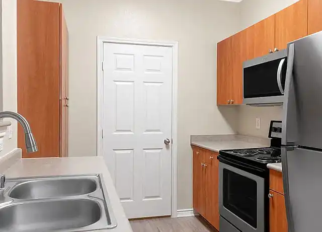 Property at The Landing at Mansfield Apartments - 1701 Towne Crossing Blvd, Mansfield, TX, 76063, 1-3 bed, 1-2 bath, [object Object]