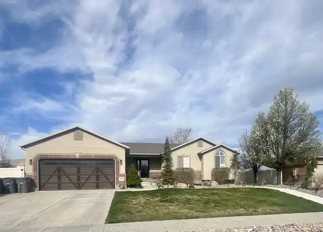 Property at 11646 S Keystone Dr, South Jordan, UT, 84009, 3 beds, 1.5 baths, [object Object]