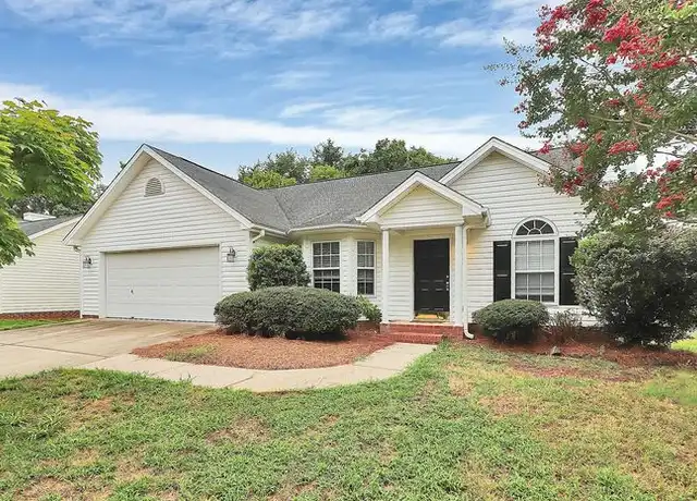 Property at 7430 Flodden Field Ct, Charlotte, NC, 28217, 3 beds, 2 baths, [object Object]