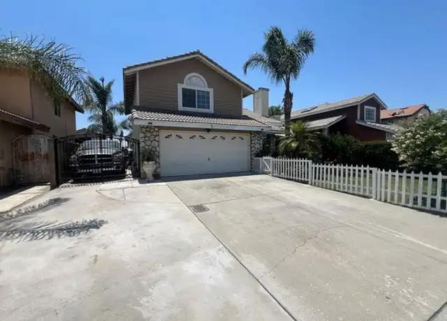 Property at 17081 Fern St, Fontana, CA, 92336, 4 beds, 2.5 baths, [object Object]