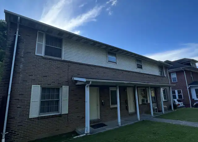 Property at 218 S College Ave, Bluefield, VA, 24605, 1 bed, 1 bath, [object Object]