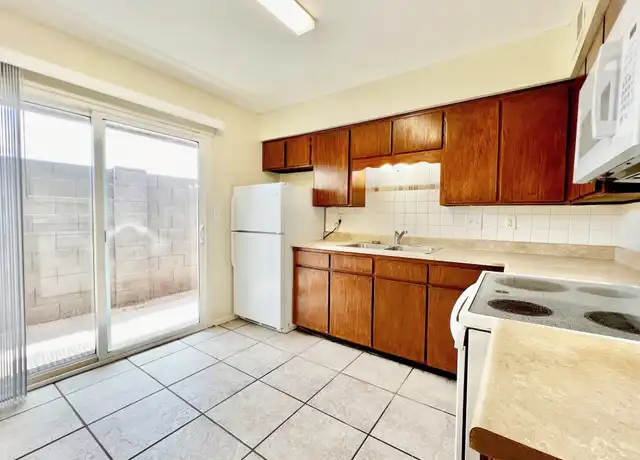 Property at 1745 E Cambridge Ave Unit A, Phoenix, AZ, 85006, 2 beds, 1 bath, [object Object]