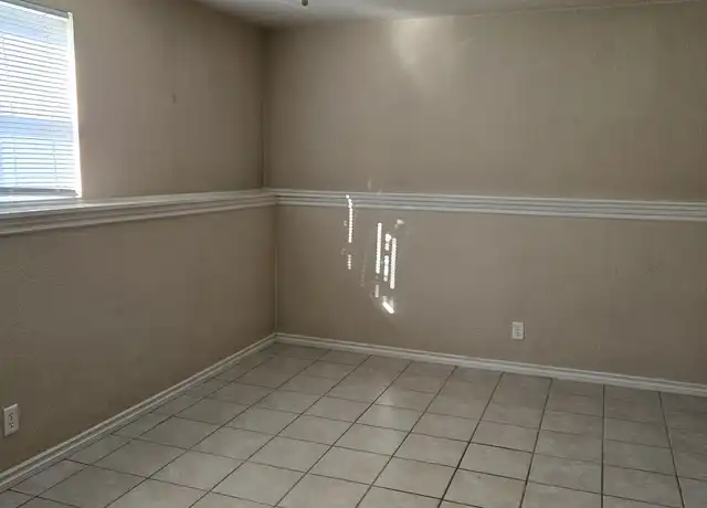 Property at 5820 E 149th St, Grandview, MO, 64030, 1 bed, 1 bath, [object Object]